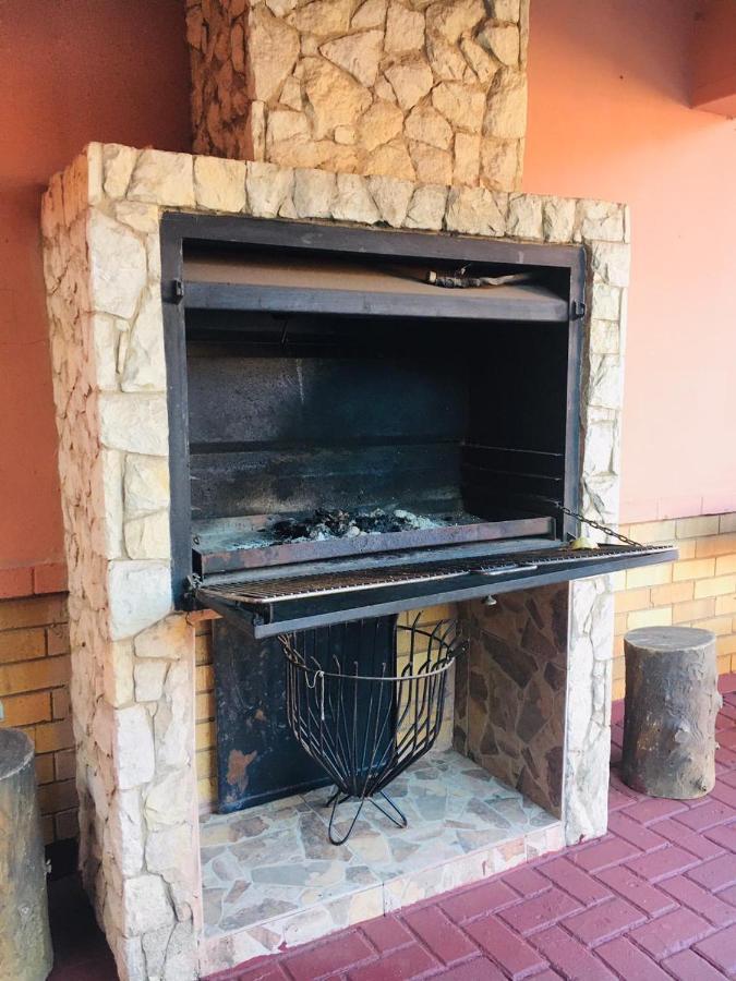 Forever comfy bed Bed and Breakfast Vanderbijlpark Eksteriør billede