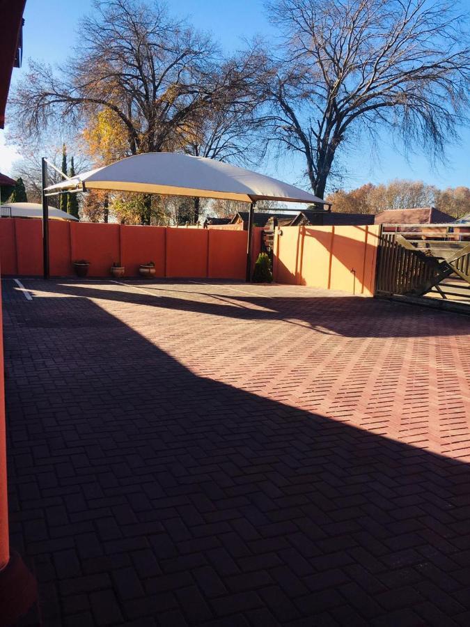 Forever comfy bed Bed and Breakfast Vanderbijlpark Eksteriør billede